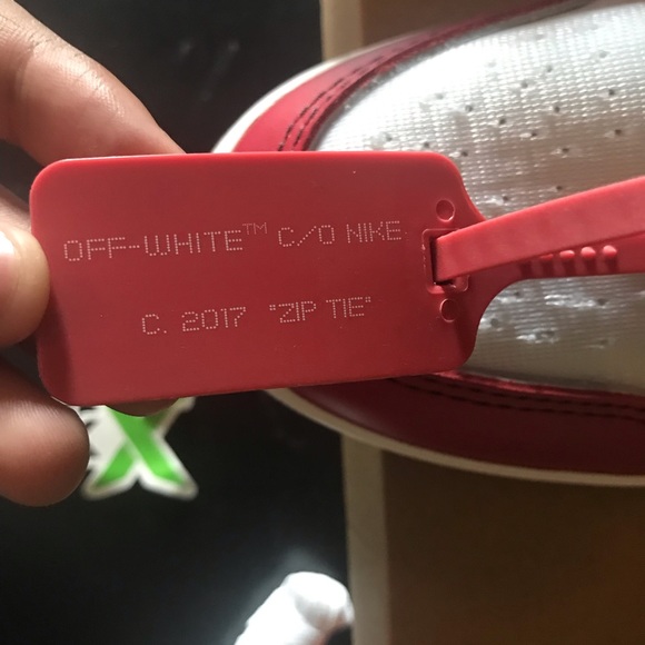 Offwhite Jordan 1’s - Picture 5 of 6